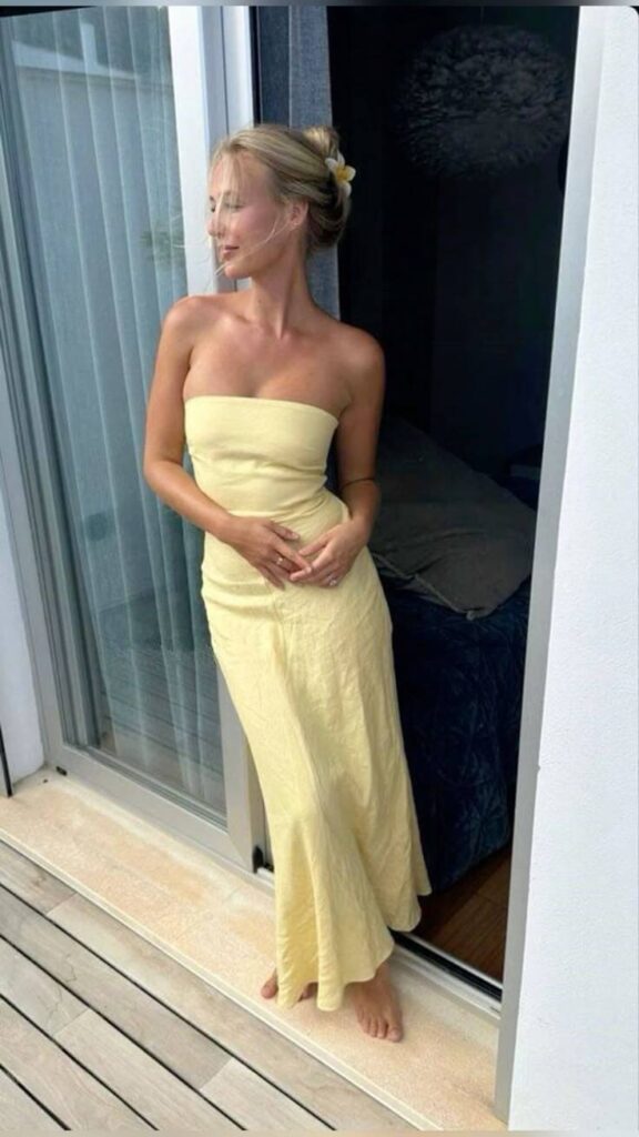 Amarillo mantequilla vestido
